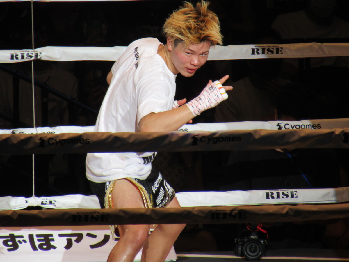 天才キックボクサーの那須川天心がSNSでボクシング転向を正式発表。今春デビュー予定だ