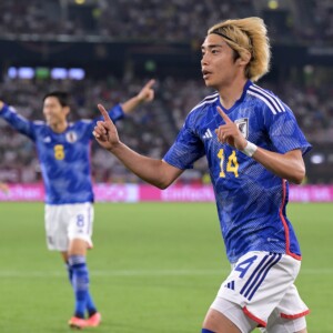 伊東純也が先制ゴールを決める。日本が敵地でドイツに4－1で快勝した（写真：ANP Photo/アフロ）