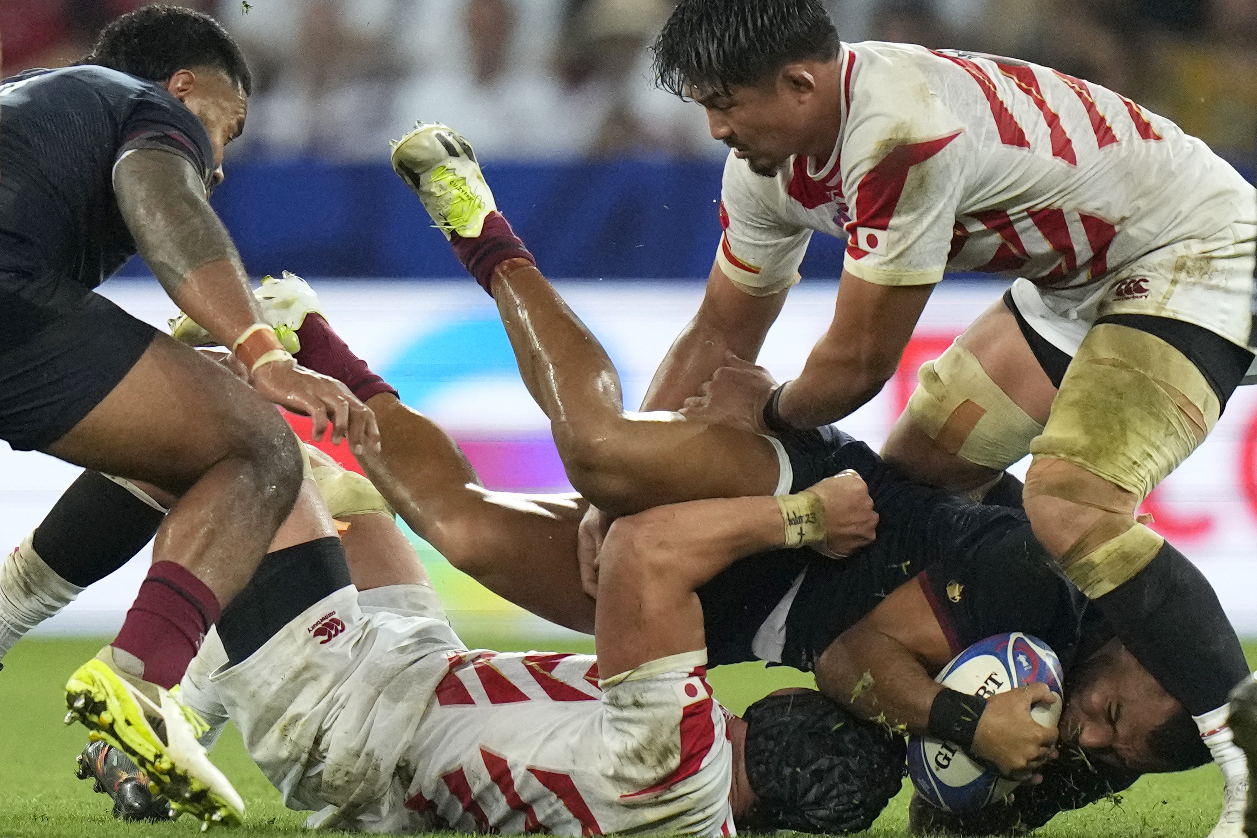 英メディアは日本に“ヘディングアシスト”トライで勝ったイングランドを酷評「醜い勝利」「奇妙なトライで息を吹き返す」 – ページ 2 – 本格 ...
