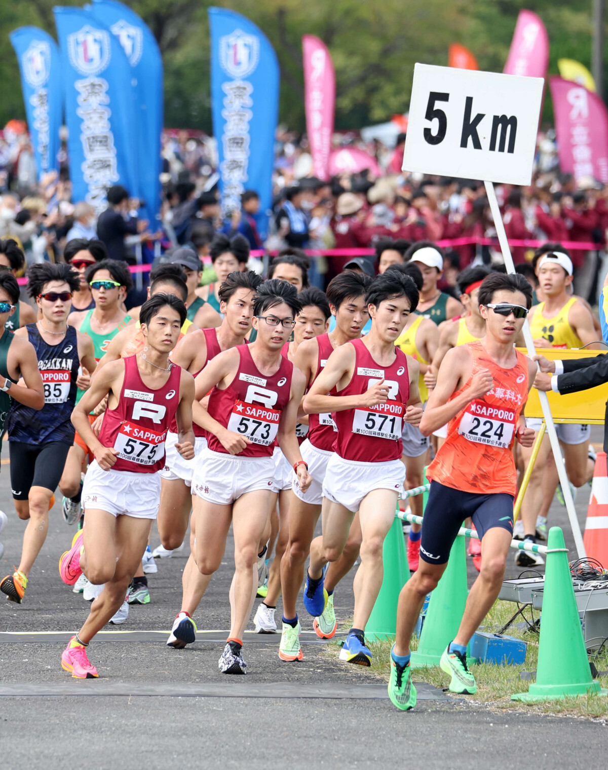 関西の名門である立命館大が箱根駅伝予選会に挑んだが35位と惨敗した（写真・日刊スポーツ/アフロ）