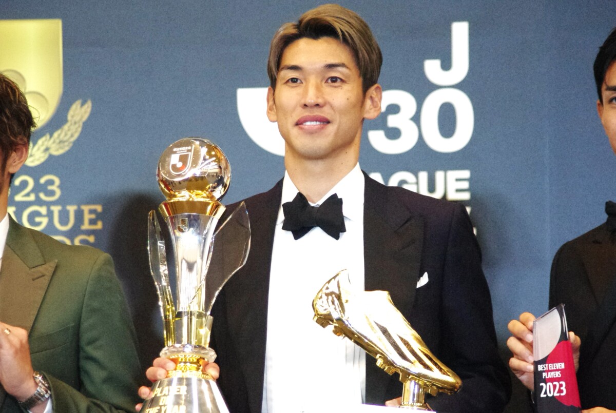 なぜ神戸の大迫勇也は33歳になっても「半端なかった」のか…MVPと得点王 