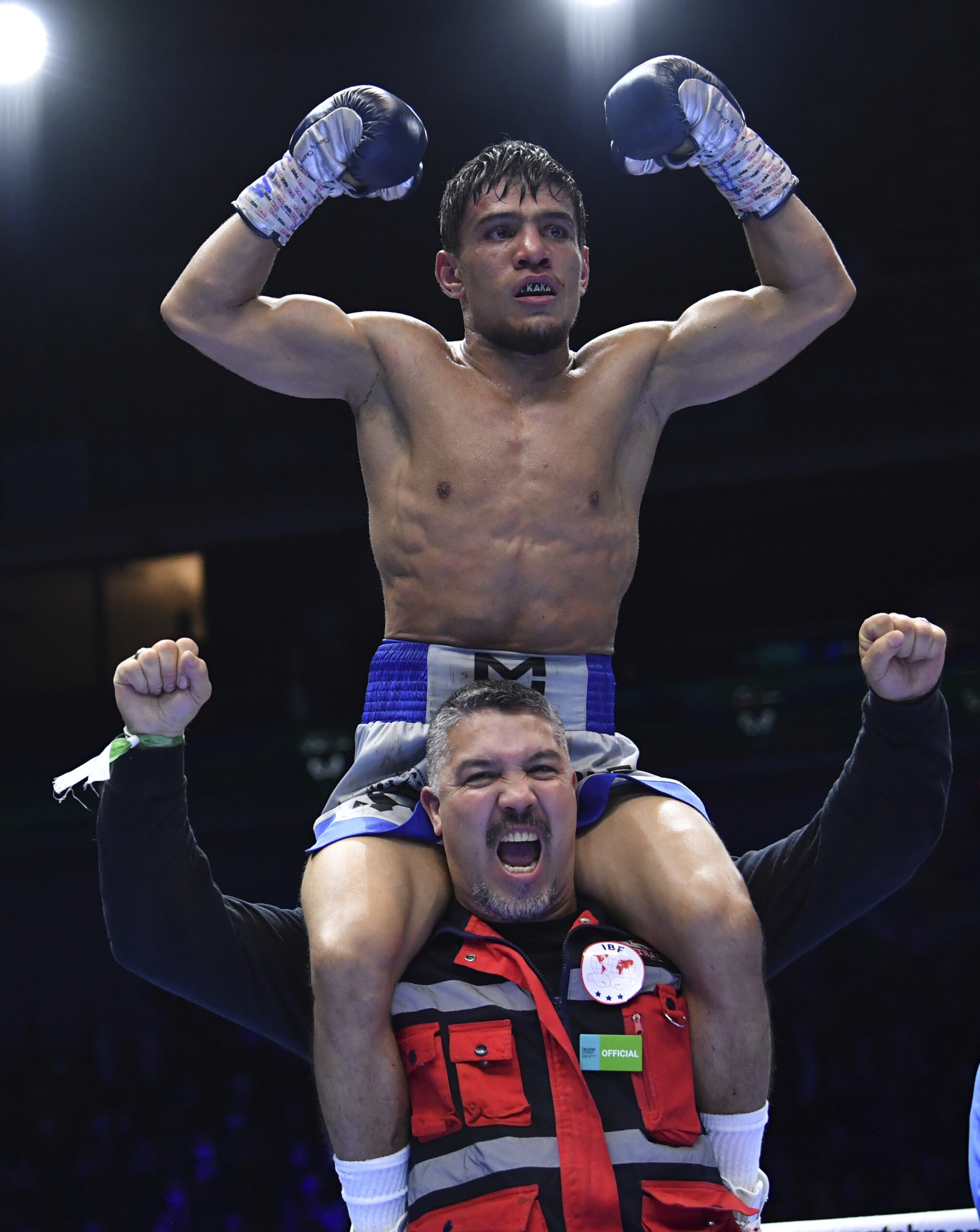 真の）世界王者はオレ。井上尚弥とタパレスが戦う価値があるのか