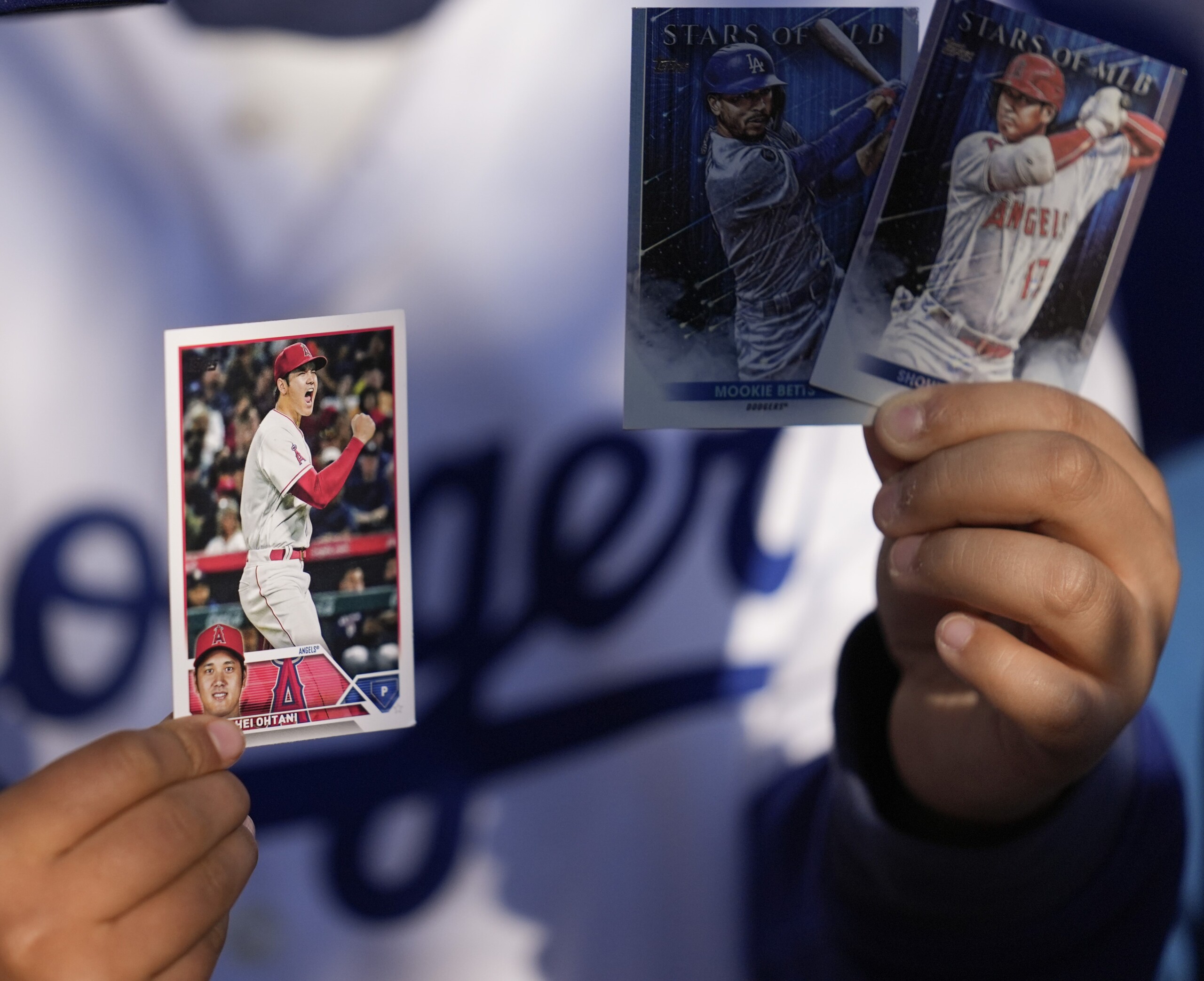 そこまでやるか…水原一平容疑者は大谷翔平の野球カードも転売しよう