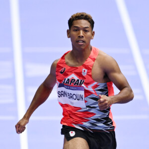 男子100mでサニブラウンが10秒02の日本人五輪最高記録を更新して準決勝進出を決めた（写真：松尾/アフロスポーツ）