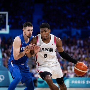 フランス戦で八村塁が2度のアンスポを犯して退場処分となった（ⒸFIBA）