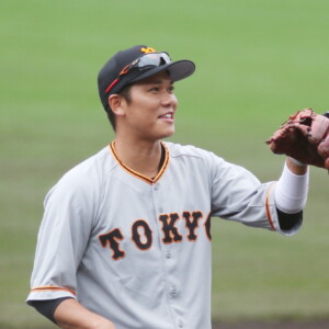 TG戦でブレーキとなった坂本勇人。巨人OBの広岡達朗氏が「もう引退すべき」と過激な喝！(資料写真・黒田史夫）