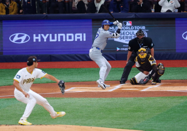 大谷翔平vsダルビッシュ有の対決がディビションシリーズの行方を左右する（写真は3月の韓国シリーズ：西村尚己/アフロスポーツ）