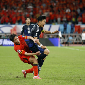 遠藤航が中国の激しいマークにあったが3－1快勝でW杯出場へ王手（写真・アフロ）