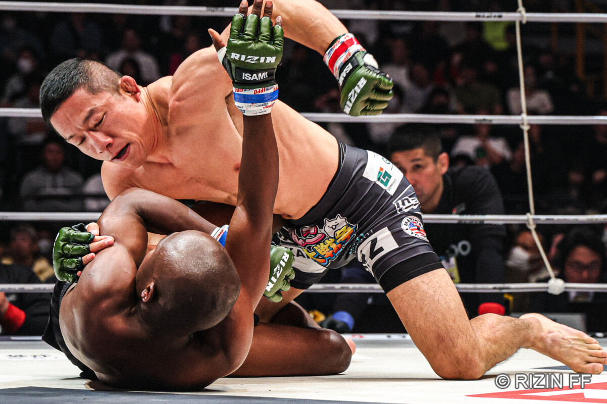 堀口がRIZINフライ級王座を防衛（写真・RIZINFF）