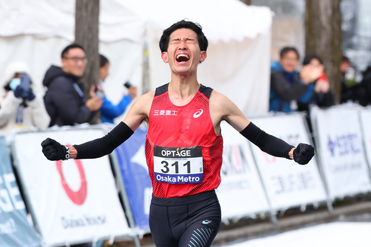 日本人トップでゴールした近藤亮太。初マラソンの日本最高記録をマークした（写真：長田洋平/アフロスポーツ）