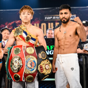 井上尚弥とカルデナスが前日計量を一発でパス（写真・山口裕朗）