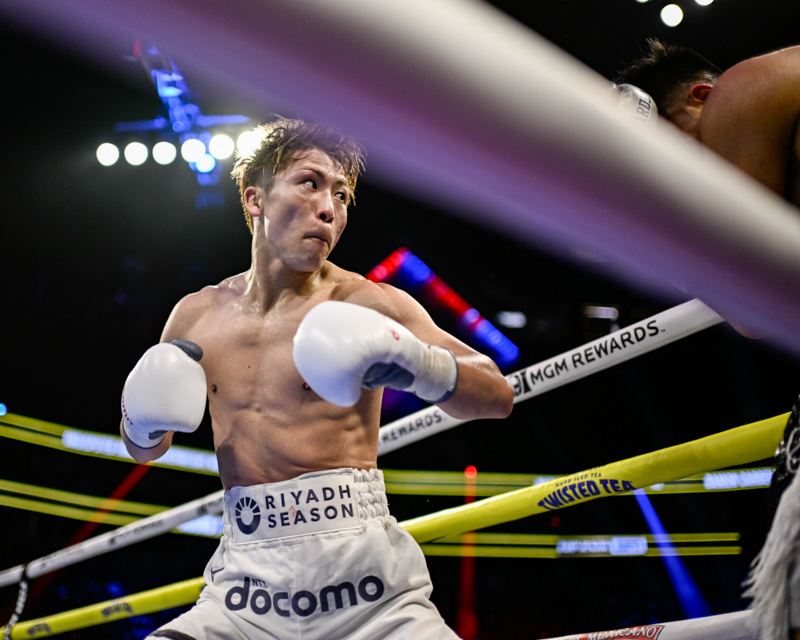 井上尚弥がラスベガスで逆転の8回TKO勝利(写真・山口裕朗)