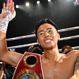武居由樹が衝撃の127秒TKO勝利（写真・山口裕朗）