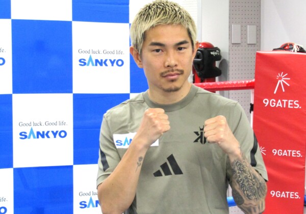 井岡一翔が決戦3日前に夫婦で異例のTikTokライブ