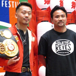 WBA世界バンタム級王者、堤聖也（左）の休養王者が認定された。正規王者に昇格するアントニオ・バルガスに比嘉大吾（右）が7月に横浜で挑むことになりそうだ