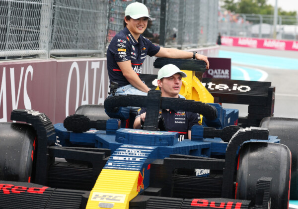 レッドブル角田裕毅にエースであるフェルスタッペンとの距離が縮まらず厳しい評価（写真・Getty Images / Red Bull Content Pool)