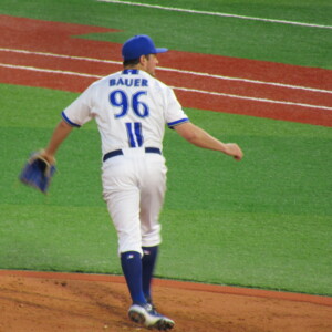 横浜DeNAのバウアーが告訴されていた女性との裁判で勝訴した