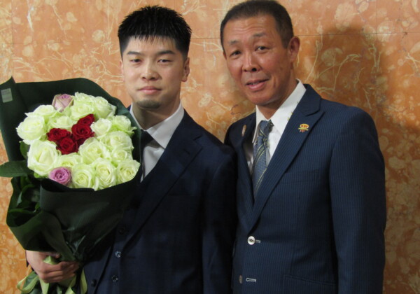 電撃引退を決めた田中恒成と畑中会長