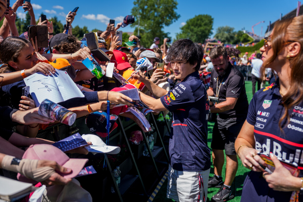 不振続くがオーストリアGPでも角田裕毅は絶大な人気(写真・Getty Images / Red Bull Content Pool)