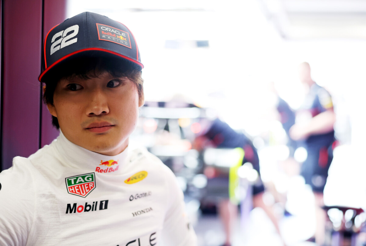 角田裕毅はタイヤ交換が遅れる陣営のミスでベルギーGP13位に終わり、放送禁止用語を連発していた（写真・Getty Images / Red Bull Content Pool)