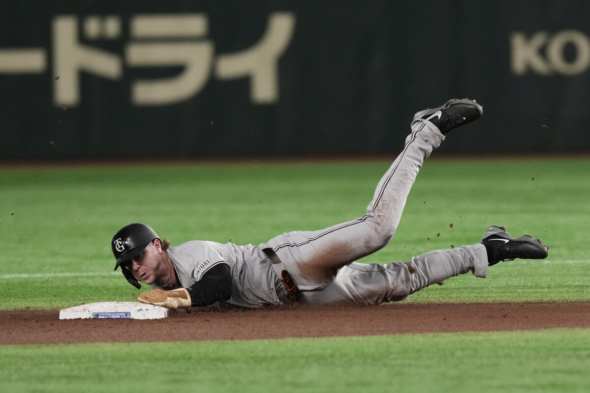 巨人のキャベッジが痛恨の“暴走”で同点機を逃す(3月の資料写真・AP/アフロ)・