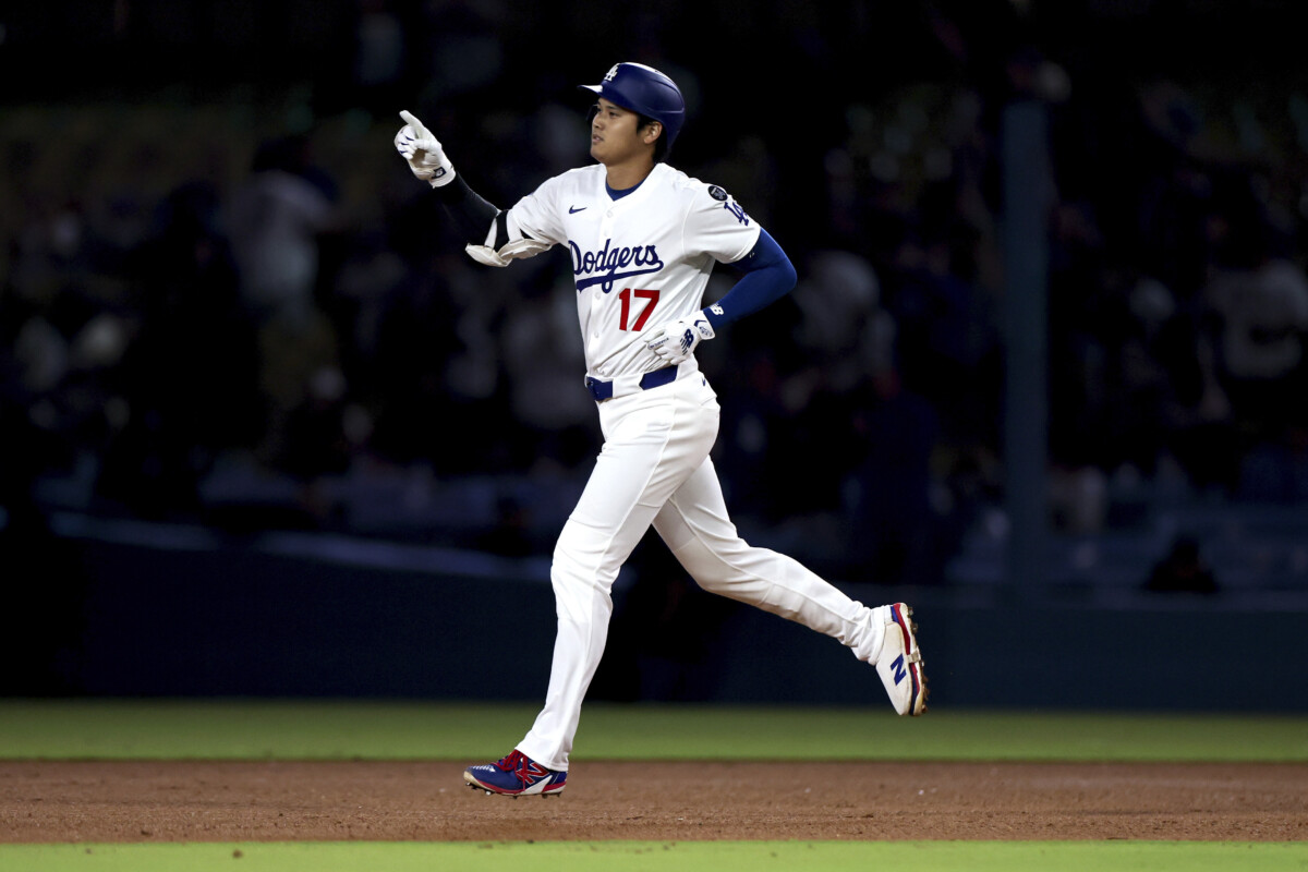 大谷翔平が日本人メジャーリーガー初の記録を打ち立てる(写真・AP/アフロ)