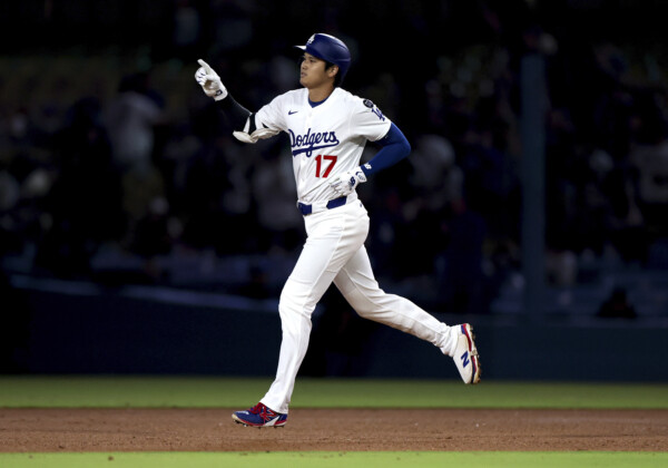大谷翔平が日本人メジャーリーガー初の記録を打ち立てる（写真・AP/アフロ）