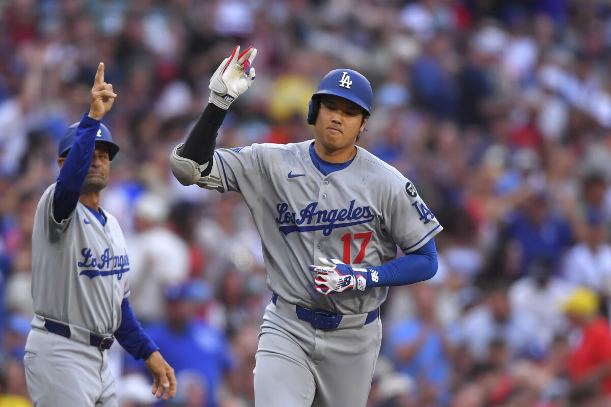 大谷翔平が38号先頭打者アーチを放つ(写真・AP/アフロ)