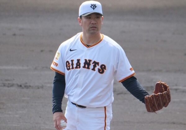 巨人の田中将大がヤクルト戦に先発して6回途中まで２失点（自責１）の力投を見せるも199目はならず（資料写真・黒田史夫）