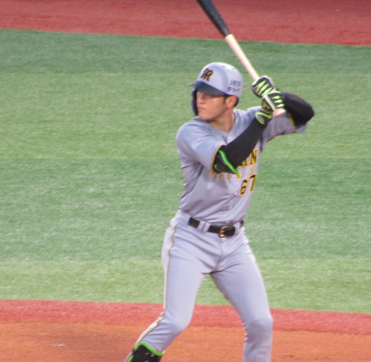 阪神の藤川監督がバント失敗で走らずベンチで声を出さなかった高寺を厳しく批判