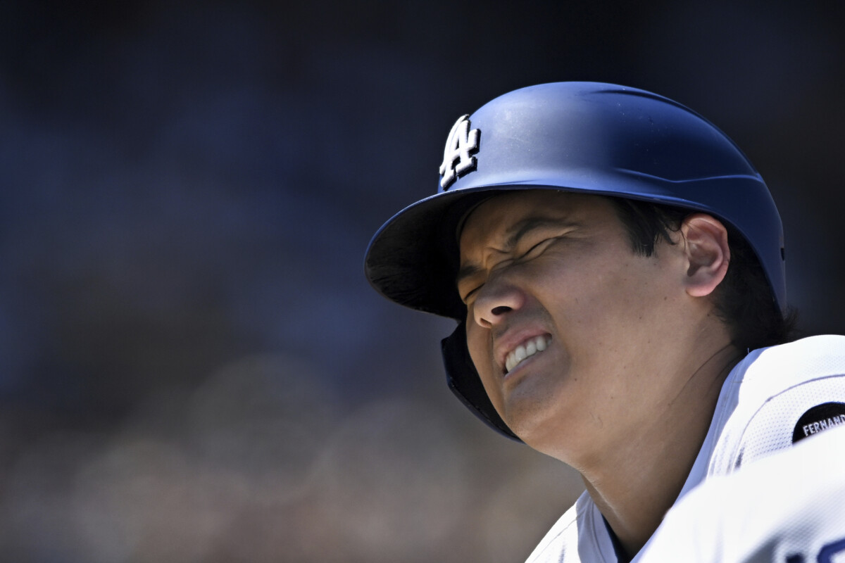 9回一死満塁から三振に倒れた大谷翔平をロバーツ監督が批判（写真・ＡＰ/アフロ）