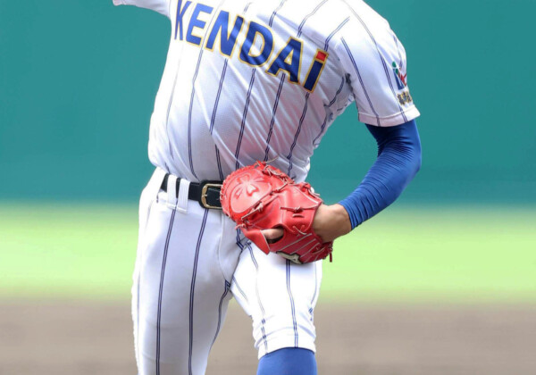 健大高崎の石垣元気が甲子園の歴代最速タイ記録となる155キロをマーク（写真・スポーツ報知/アフロ）