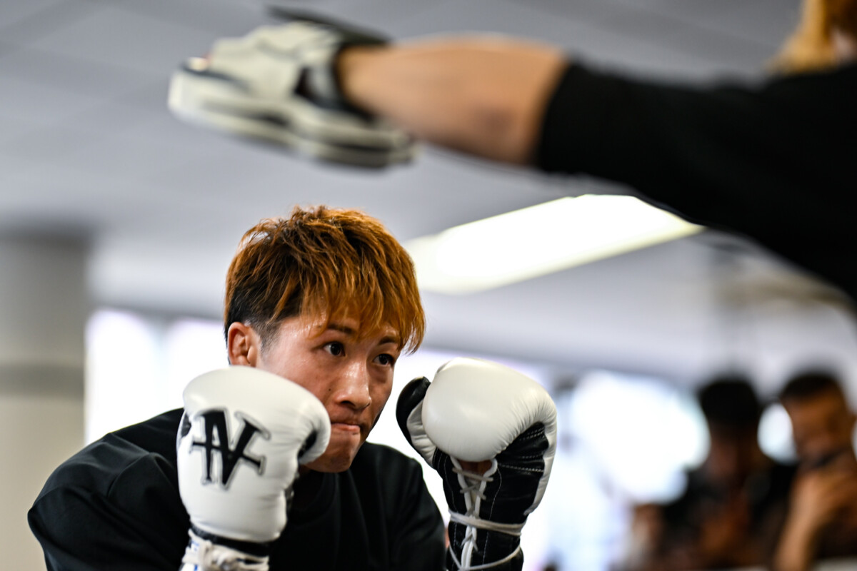 9.14決戦に向けた公開練習で井上尚弥が迫力満点のミット打ちを披露(写真・山口裕朗)