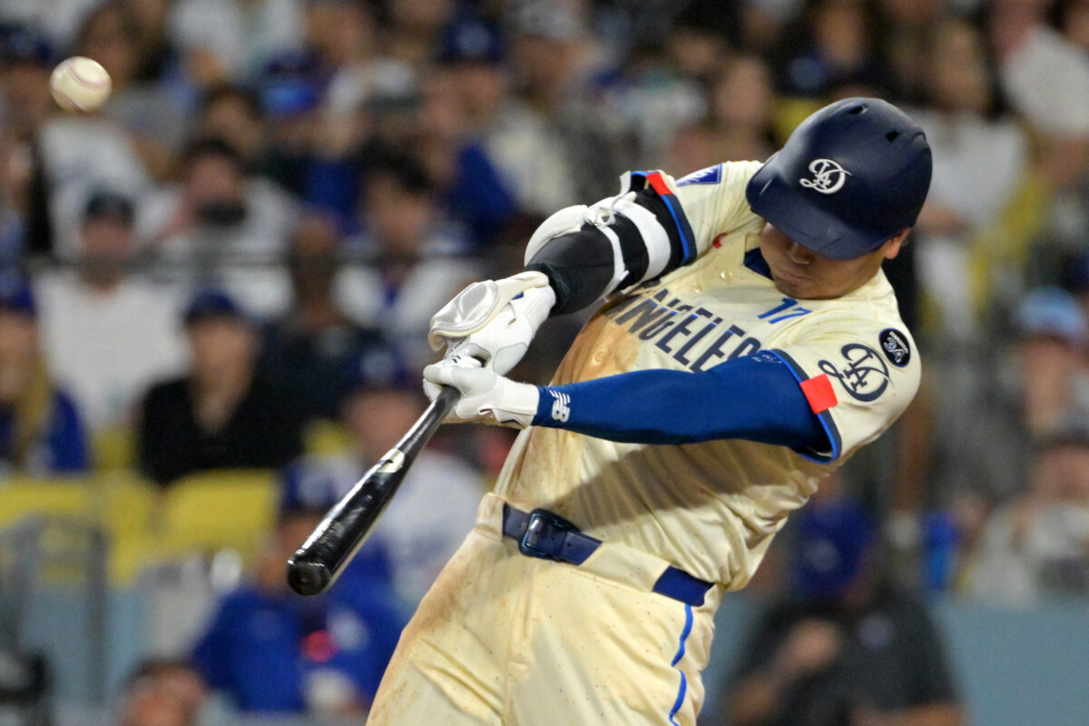 大谷翔平が2試合連続の53号でナ・リーグの本塁打争いでトップに並ぶ(写真:Imagn/ロイター/アフロ)