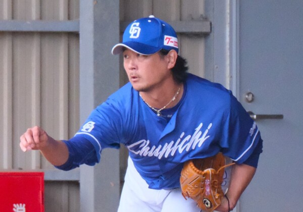 中日の39歳ベテラン涌井が珍しい3発打ち直しの満塁弾を許す（資料写真・黒田史夫）