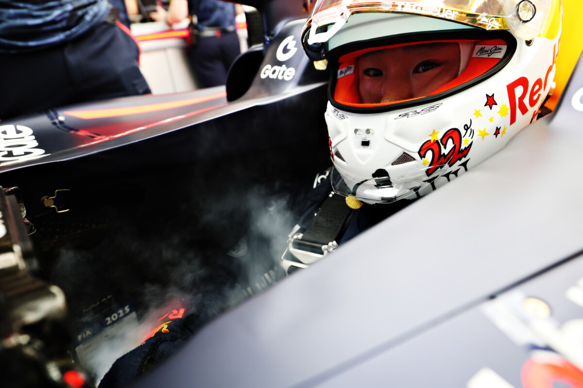 角田裕毅は大荒れのシンガポールGPのフリー走行2回目にイラ立ち（写真・Getty Images / Red Bull Content Pool)