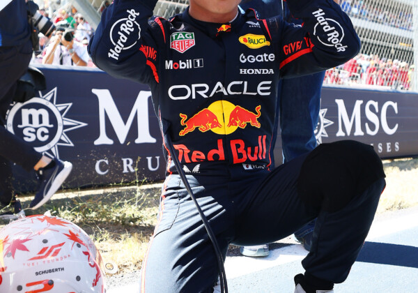 角田裕毅が米国GPで13番グリッドから7位入賞を果たす（写真・Getty Images / Red Bull Content Pool)