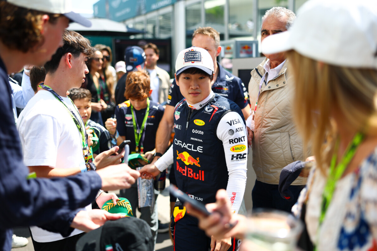角田裕毅の人気はメキシコGPでも抜群だ(写真・Getty Images / Red Bull Content Pool)