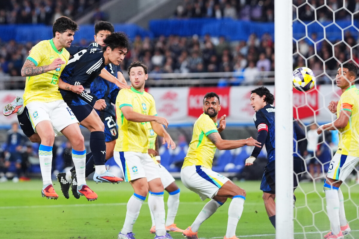 日本がブラジルに逆転勝利。後半26分にFW上田綺世が勝ち越しゴールを決める(写真・アフロスポーツ)