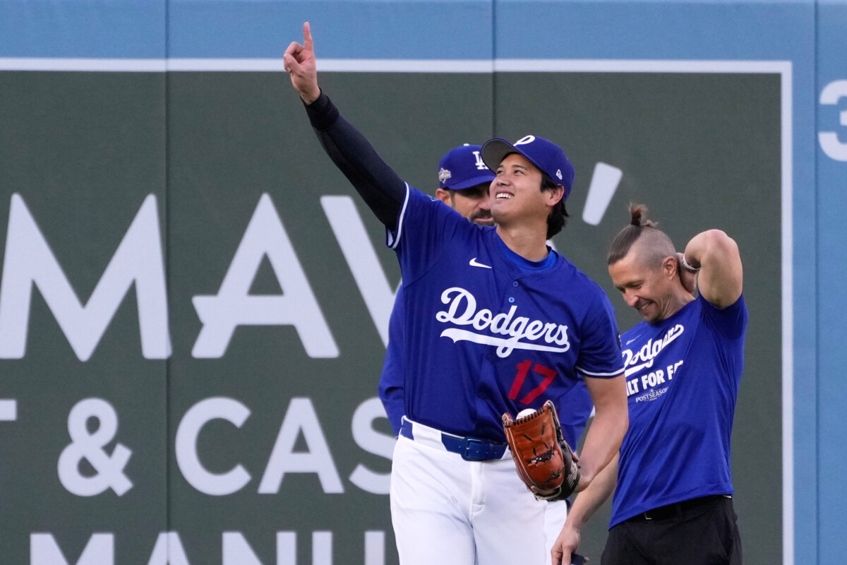 大谷翔平がポストシーズンでの不振脱出に異例の屋外フリー打撃を行った’(写真・AP/アフロ)