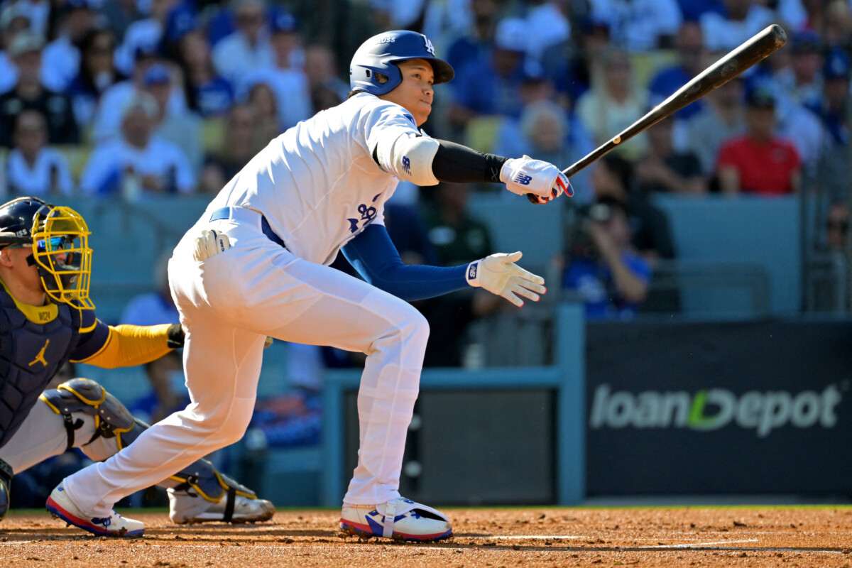 大谷翔平は崩されながらも三塁打を放ち先制点につなげた(写真:Imagn/ロイター/アフロ)