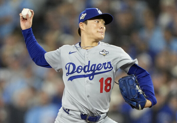 山本由伸がワールドシリーズ第2戦で1失点完投勝利（写真：Imagn/ロイター/アフロ）