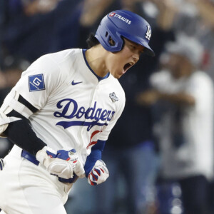 大谷翔平は7回に貴重な同点アーチ。2本塁打＆2二塁打＆5四球、3打点の活躍だった（写真：UPI/アフロ）