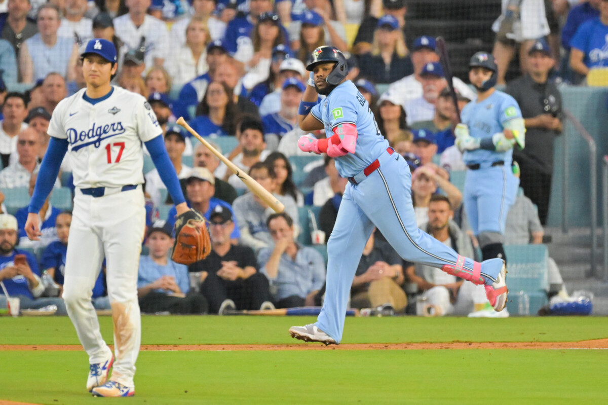 大谷翔平が3回にブラディミール・ゲレーロJr.に逆転2ランを浴びる（写真：Imagn/ロイター/アフロ）