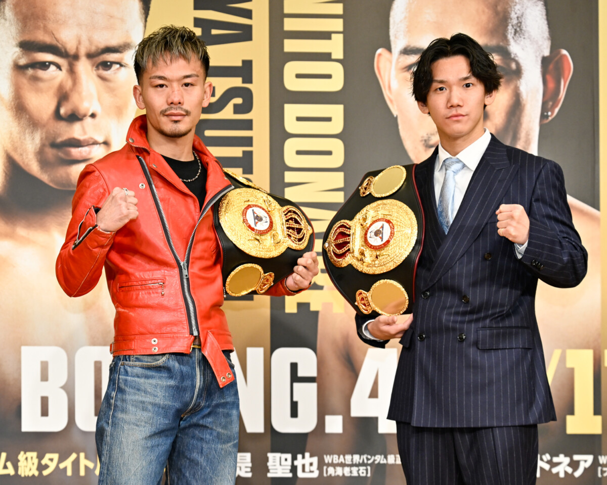 12.17両国でW世界戦が決まったWBA世界バンタム級王者の堤聖也（左）とWBA世界ライトフライ級王者の高見亨介（右）（写真・山口裕朗）