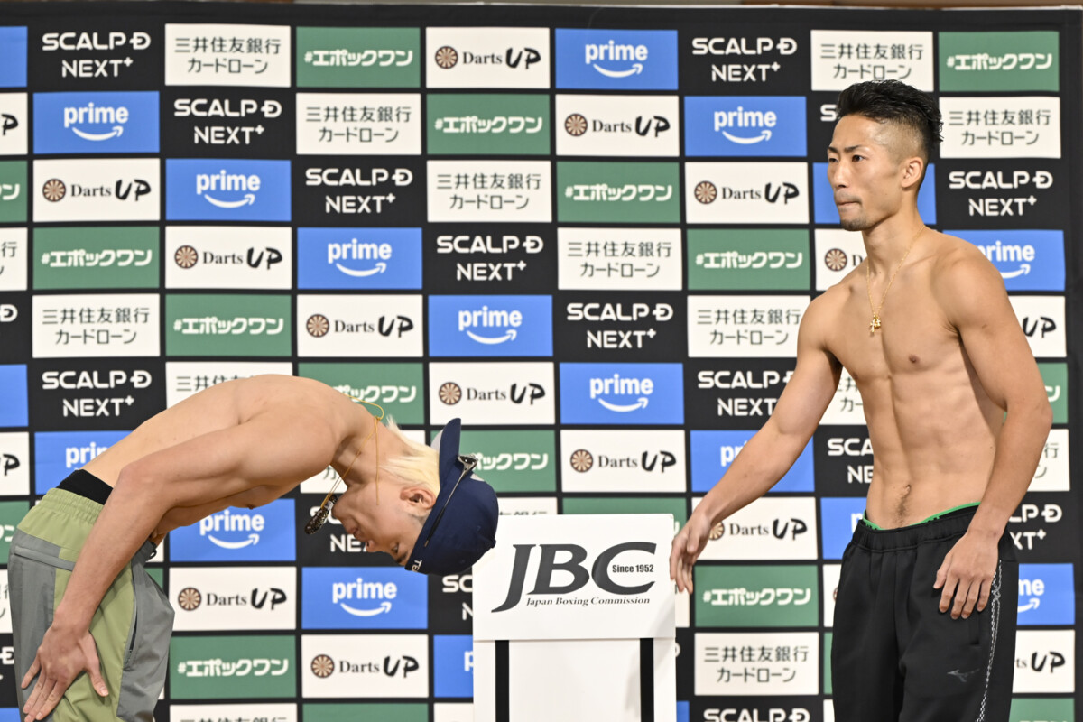 天心と拓真がフェイスオフ（写真・山口裕朗）