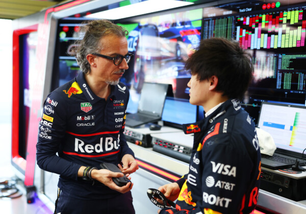 メキース代表がタイヤの空気圧設定のミスで19番手に沈んだ角田裕毅に謝罪したが（写真・Getty Images / Red Bull Content Pool)