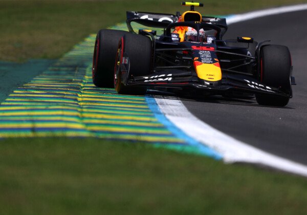 レッドブルの角田裕毅がサンパウロＧＰでまさかのスピンを犯してフリー走行1回目は最下位(Getty Images / Red Bull Content Pool)