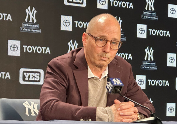 ヤンキースのキャッシュマンGMが山本＆佐々木争奪戦でドジャースに敗れたことを認め、今井争奪戦でのリベンジを宣言した（写真・AP/アフロ）