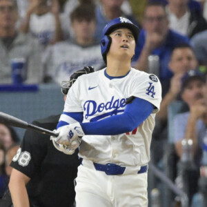 大谷翔平がリーグ優勝決定シリーズの第4戦で放った3本塁打の記念球が3億円？（写真：Imagn/ロイター/アフロ）